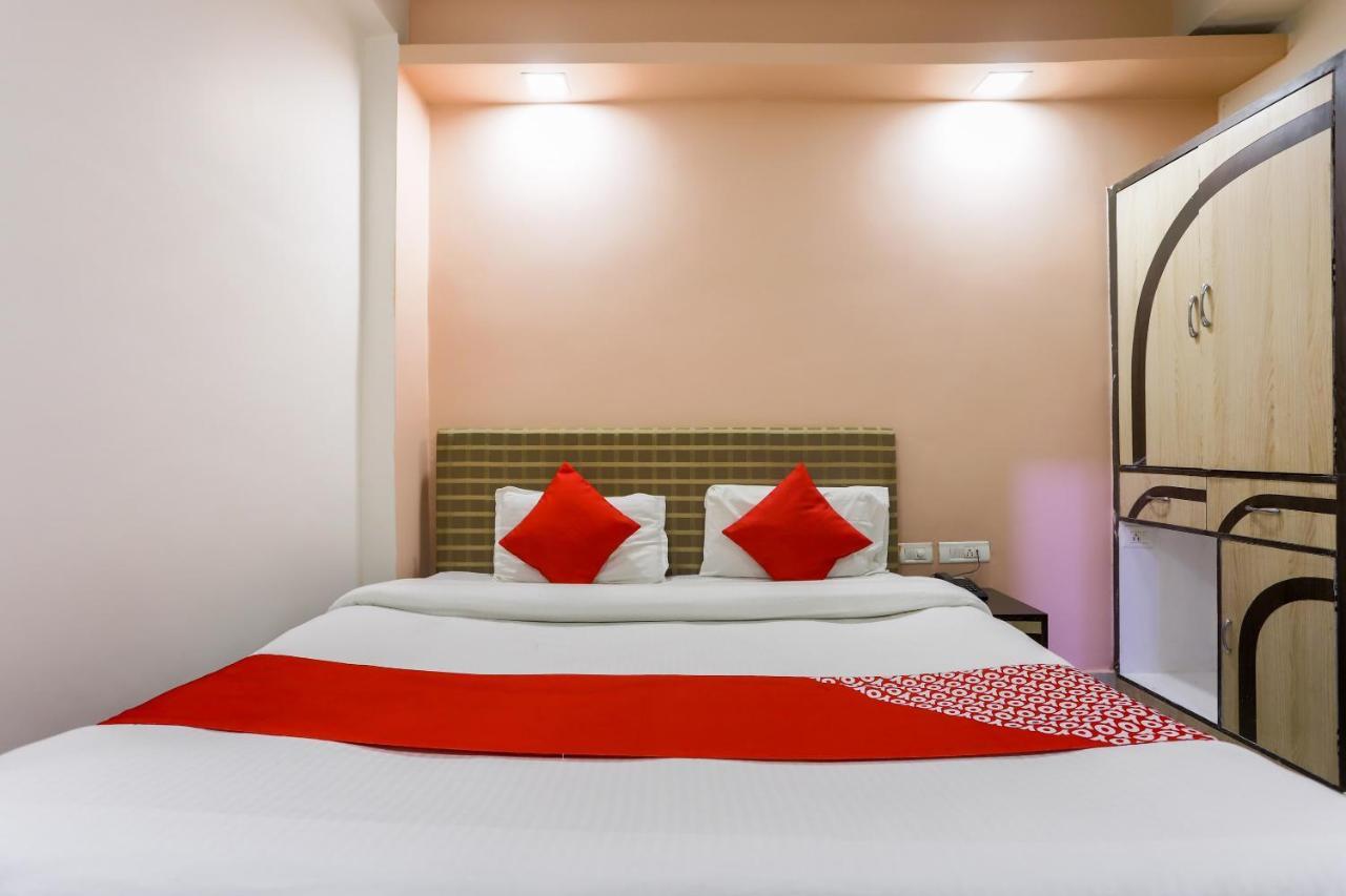 Oyo 943 The Hotel Swastik Inn فاراناسي المظهر الخارجي الصورة