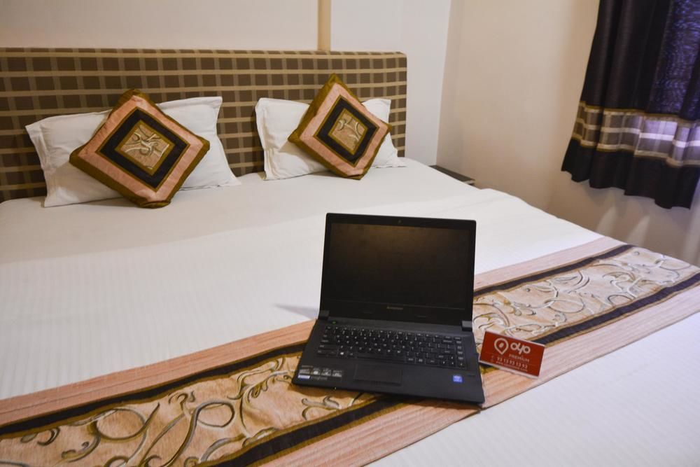 Oyo 943 The Hotel Swastik Inn فاراناسي المظهر الخارجي الصورة